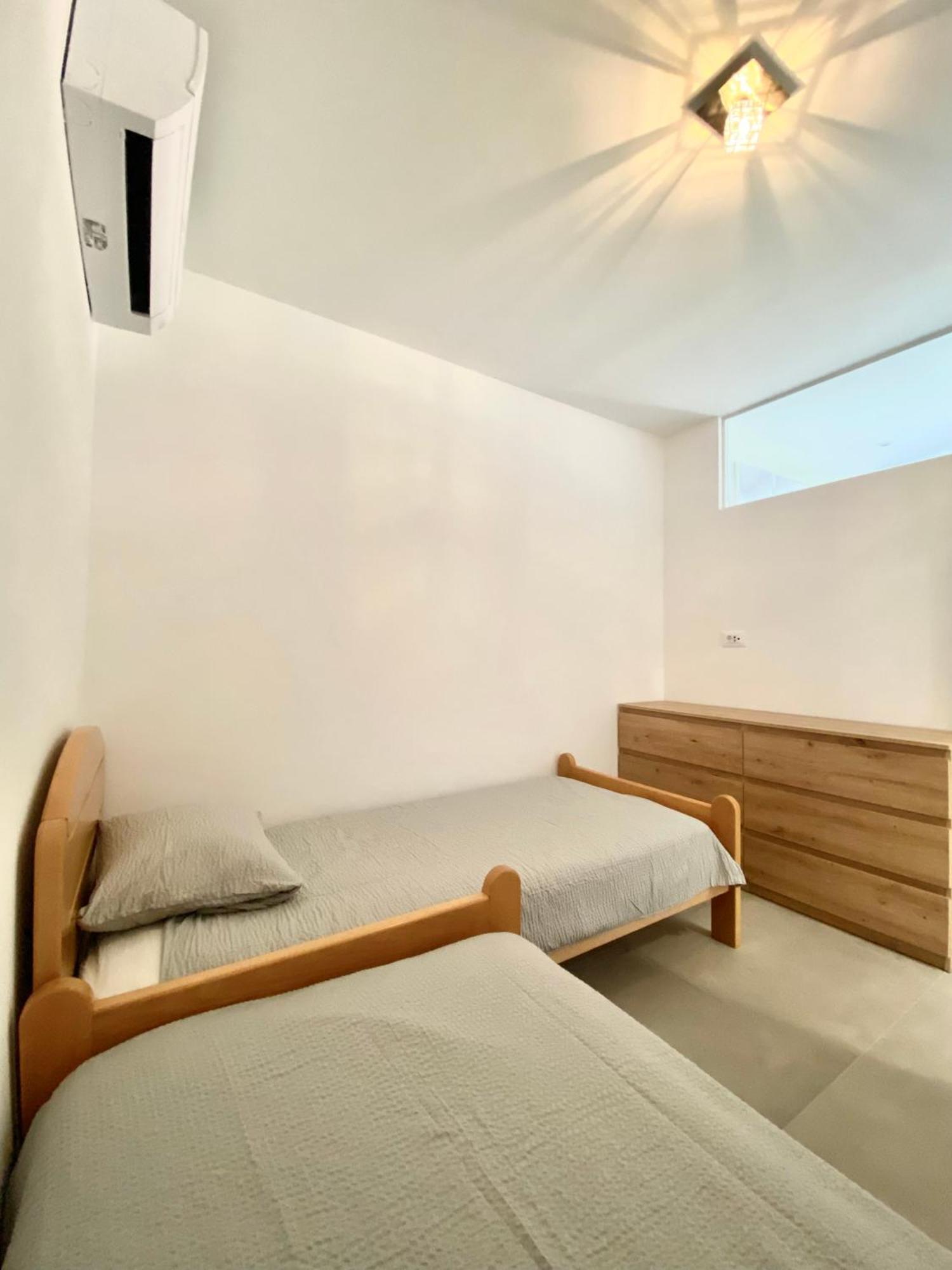 Apartmani More Kaštela エクステリア 写真